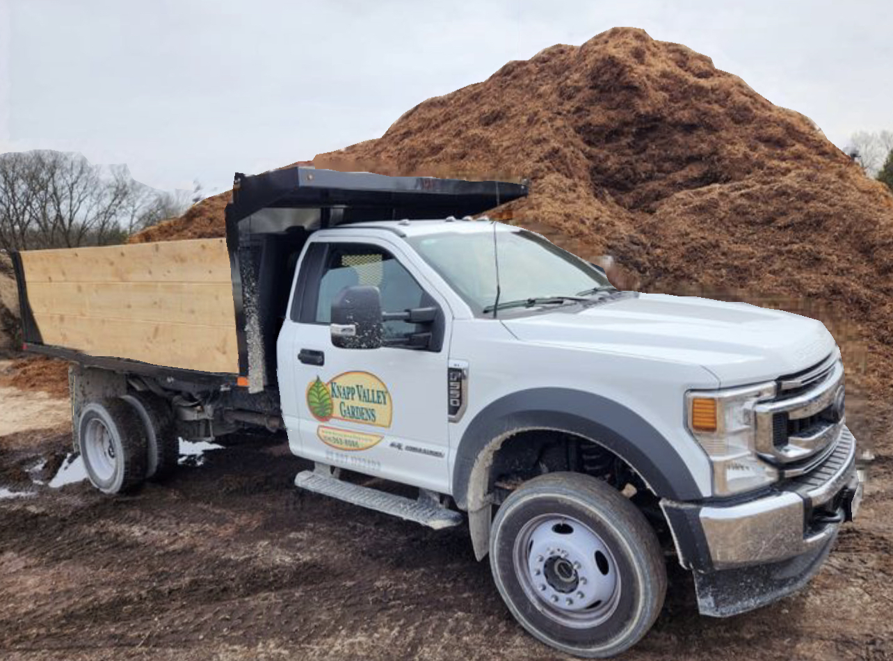 Knapp Valley Gardens provides mulch & spring garden cleanup.